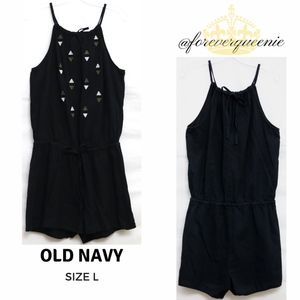 Old Navy Black. Size L in EUC.